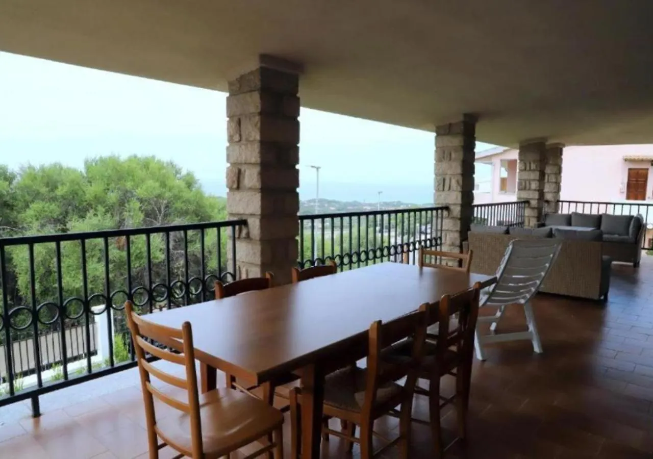 Appartamento In Villa Matilde Di 150 Mq - Paradiso Costiero Fronte Mare Con Giardino Privato Badesi Italy